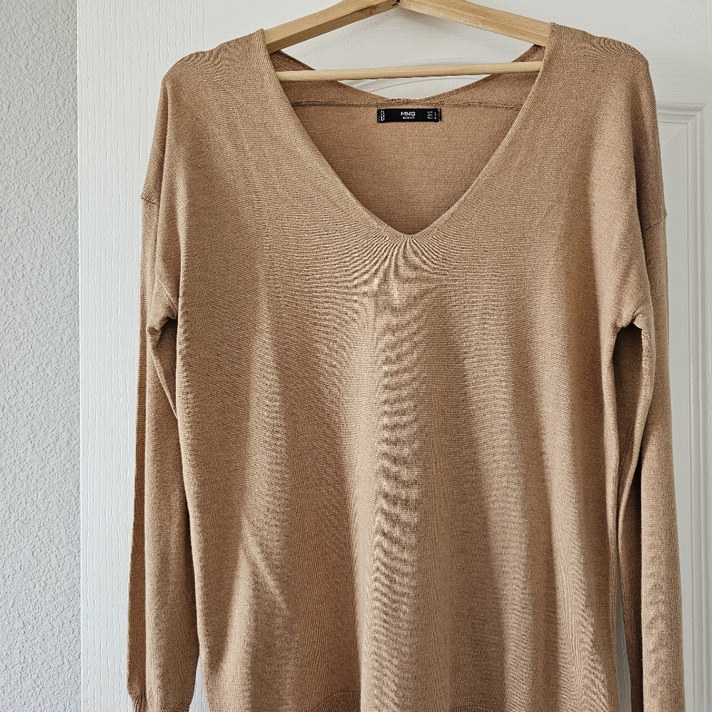 Mango lightweight sweater / Top